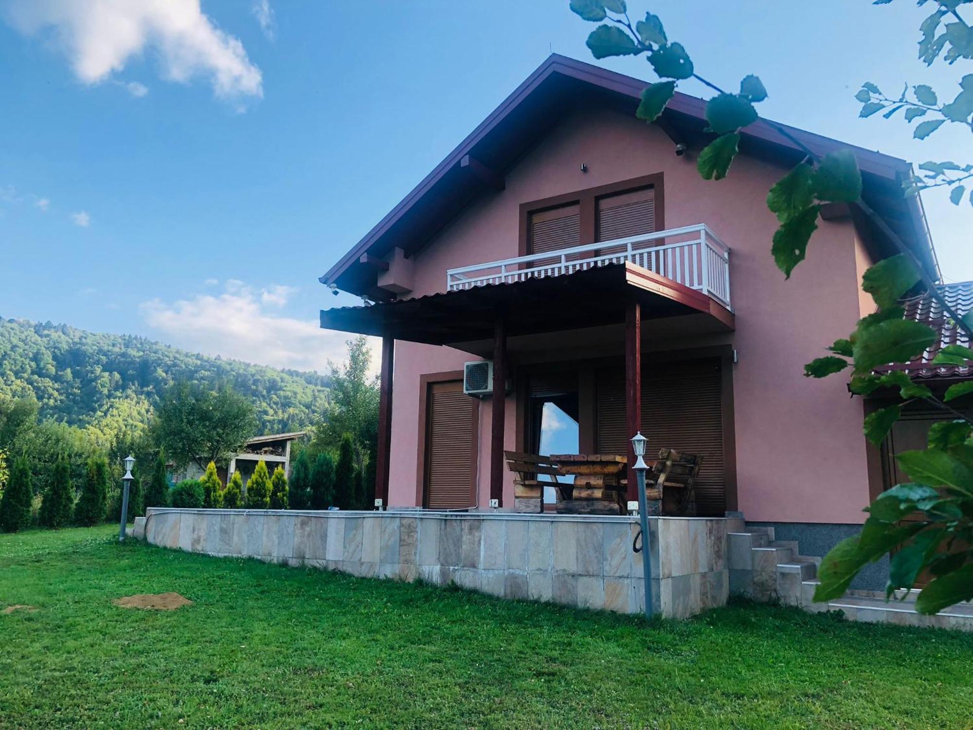 Villa Usivak For Green Quiet Holiday Near Sarajevo#Travellerawards2025 エクステリア 写真