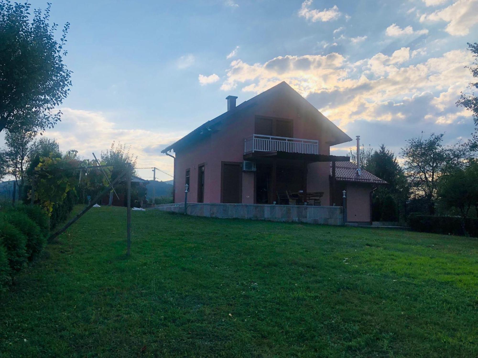 Villa Usivak For Green Quiet Holiday Near Sarajevo#Travellerawards2025 エクステリア 写真