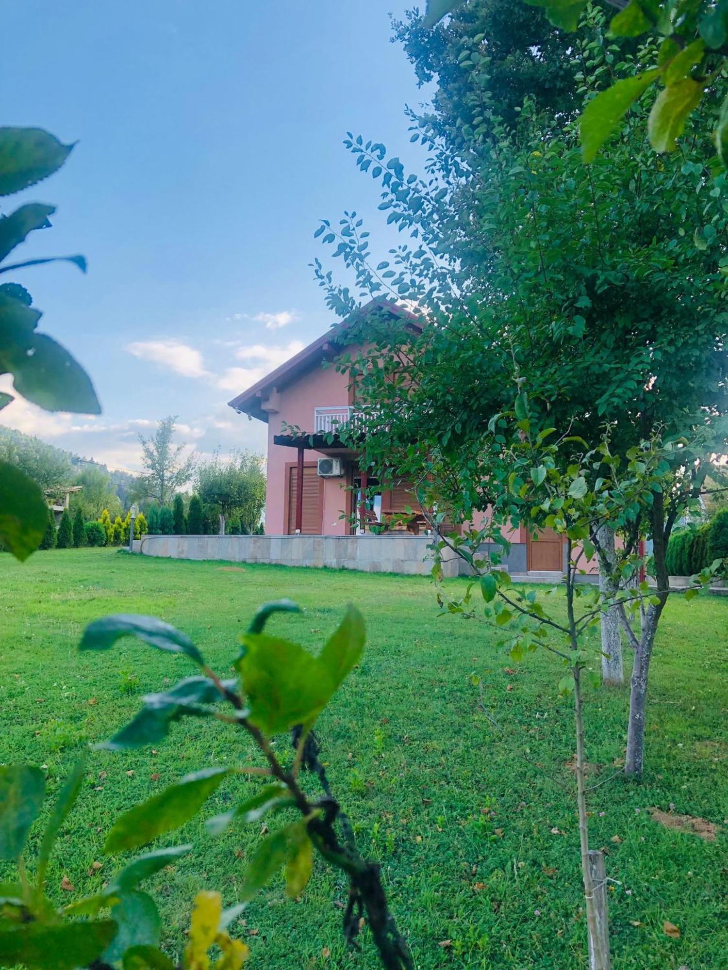 Villa Usivak For Green Quiet Holiday Near Sarajevo#Travellerawards2025 エクステリア 写真